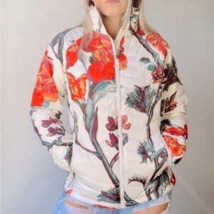 Columbia XS Floral Omni-Heat Puffer Jacket Ivory Red Yellow Peony Print